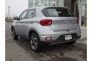 $19225 : Hyundai VENUE 2022 SEL 4dr C thumbnail