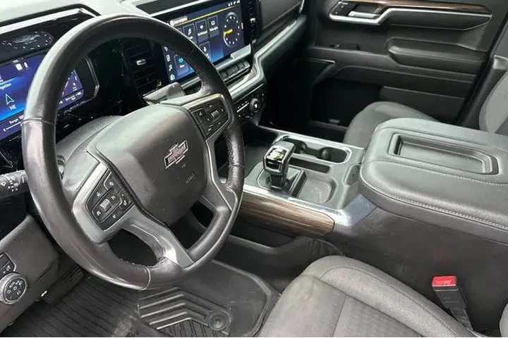 $39997 : Chevrolet Silverado 1500 202 image 4