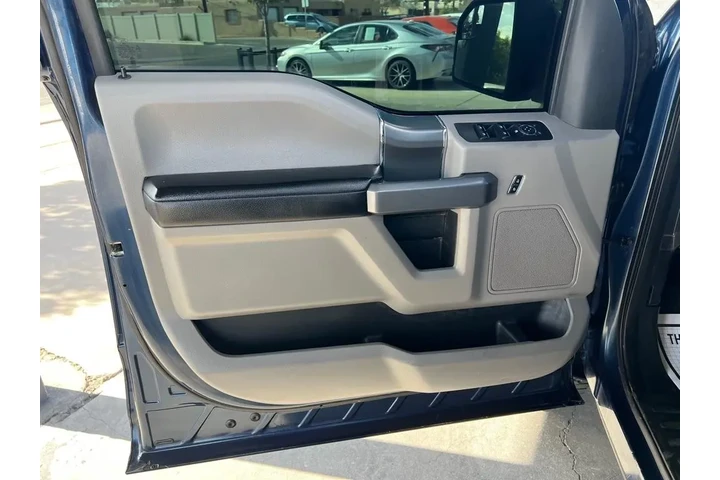 2017 F-150 XL SuperCrew 6.5-f image 10