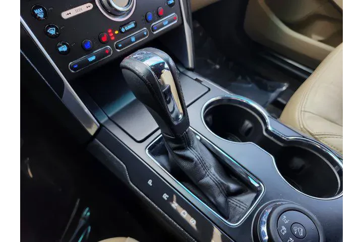 $11843 : Ford Explorer 2016 AWD Limit image 9