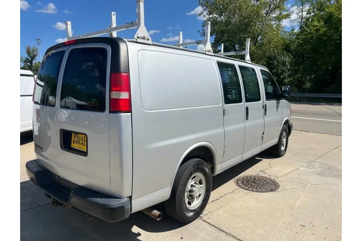 $9995 : 2014 Express 2500 image 6