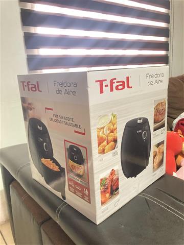 $2500 : Freidora de Aire T-fal image 2