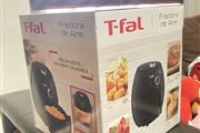 $2500 : Freidora de Aire T-fal thumbnail