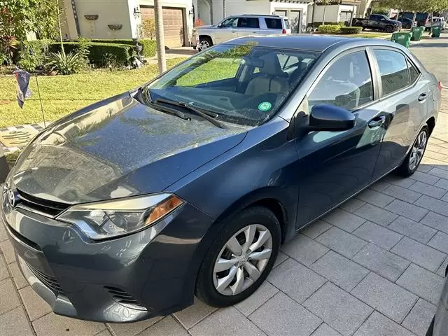 $9000 : 2016 Corolla LE -- Super Clean image 6