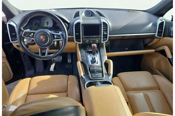 $17999 : 2016 Cayenne image 7