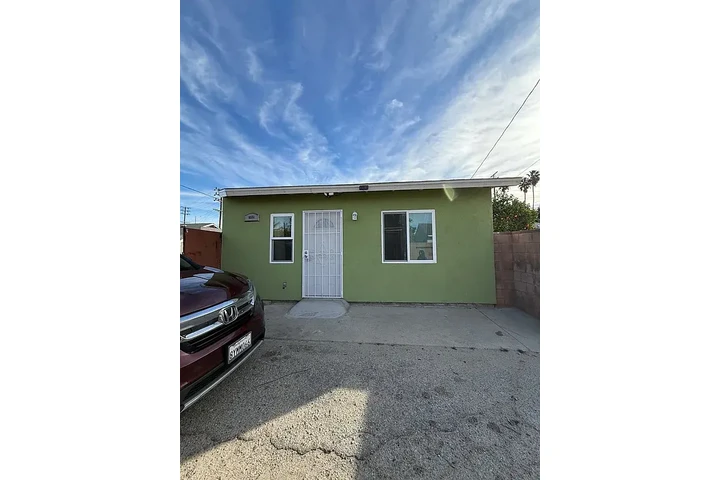 $1550 : House for rent image 1