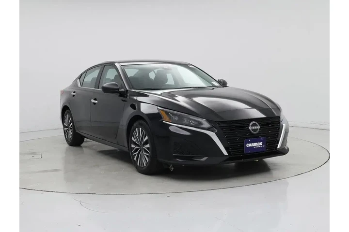 $21998 : Nissan Altima 2025 2.5 SV 4d image 1