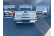 $25999 : GMC Sierra 1500 2019 4x4 SLT thumbnail