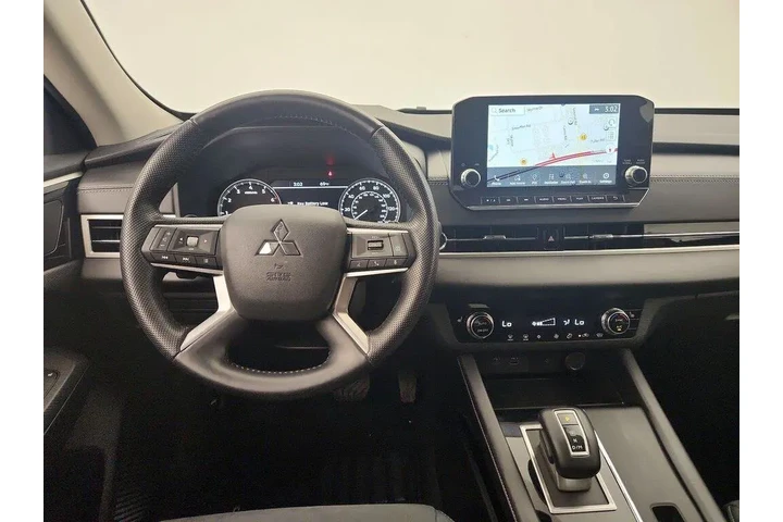 $23998 : Mitsubishi Outlander 2022 AW image 10