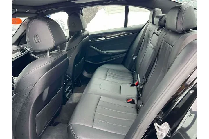 $28309 : BMW 5 Series 2022 AWD 530i x image 10