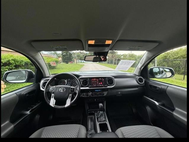 $28900 : 2023 Toyota Tacoma Doble Cab image 3