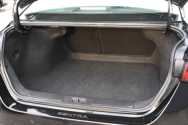 $18488 : 2024 Sentra SV CVT image 9