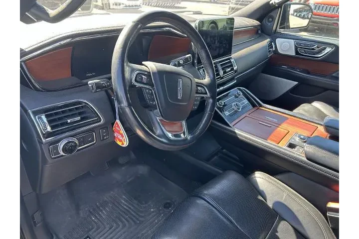 $38777 : Lincoln Navigator 2020 4x2 R image 10