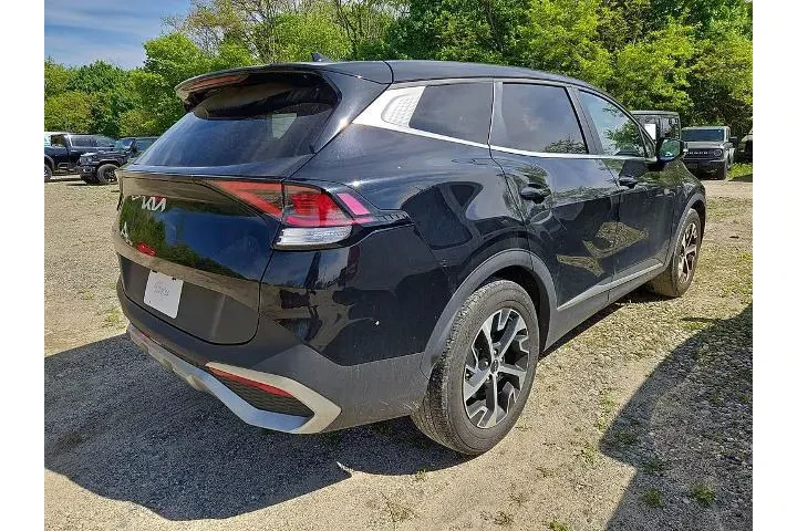 $22906 : Kia Sportage 2023 EX 4dr SUV image 4