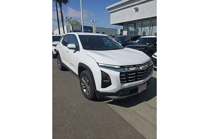 $26500 : Chevrolet Equinox 2025 4x4 L image 2