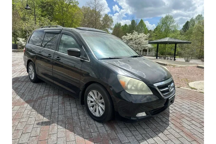 $2300 : 2007 Odyssey Touring w/DVD w/ image 6