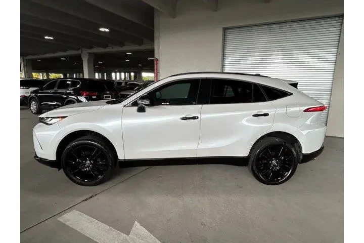 $36995 : Toyota Venza 2024 AWD LE 4dr image 8