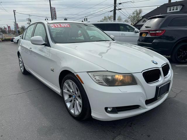 $13995 : 2011 BMW 3 SERIES image 2