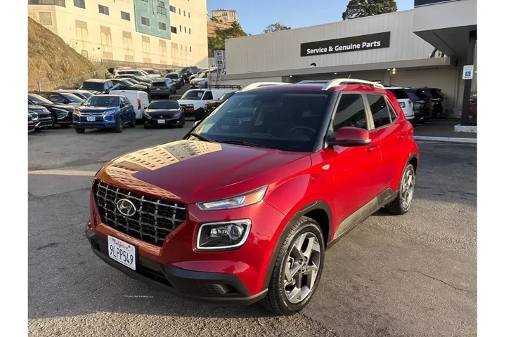 $20100 : Hyundai VENUE 2024 SEL 4dr C image 2