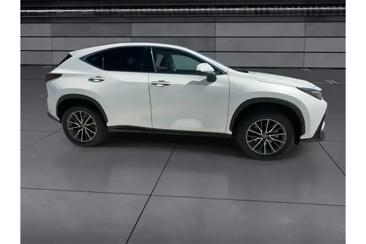 $39588 : Lexus NX 250 2024 Premium 4d image 9