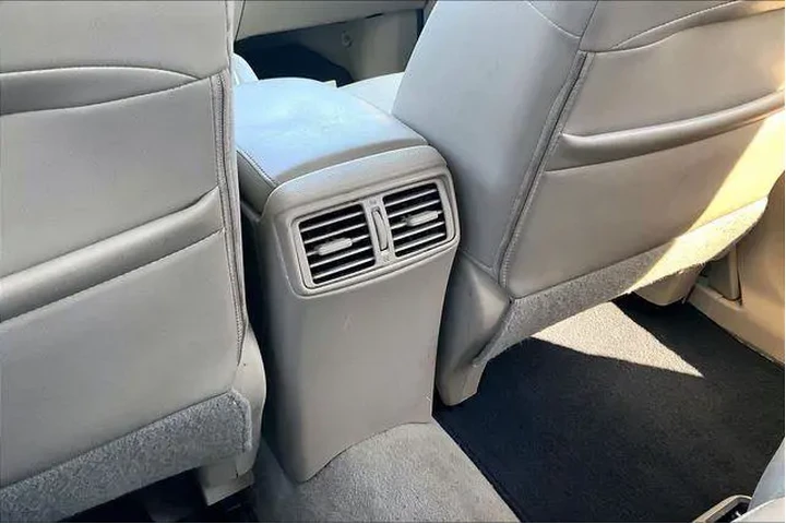 $8500 : Nissan Rogue 2015 AWD S 4dr image 10