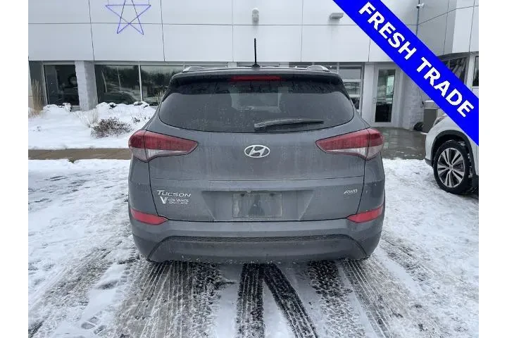 $12980 : Hyundai TUCSON 2017 AWD SE 4 image 6