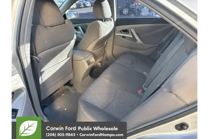 $8500 : Toyota Camry 2011 SE 4dr Sed image 9