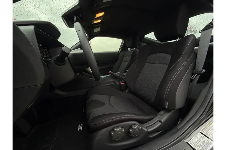 $39999 : Nissan Z 2025 Sport 2dr Coup image 4