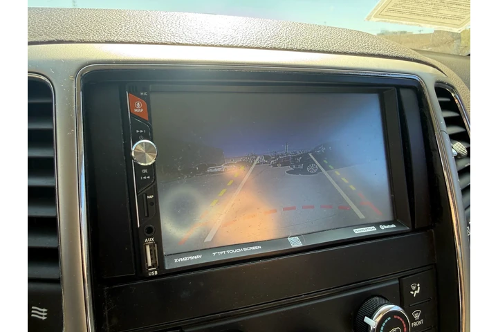 $14500 : 2011 Grand Cherokee Laredo image 10