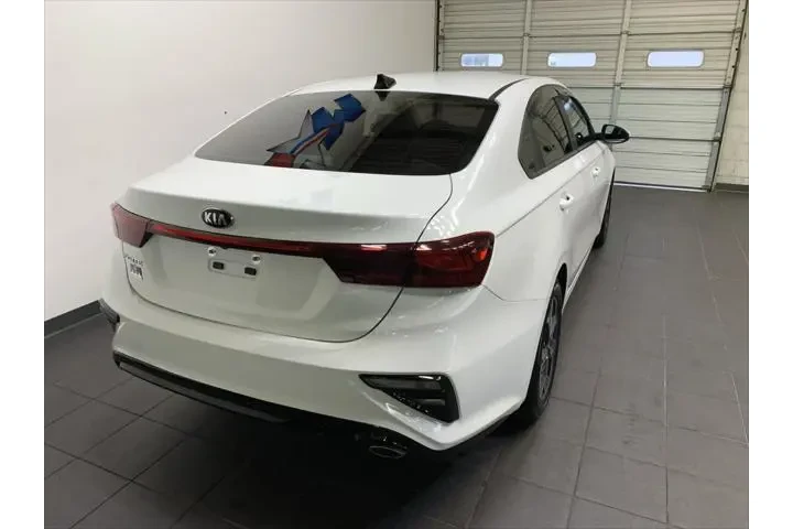 $18789 : Kia Forte 2020 FE 4dr Sedan image 3