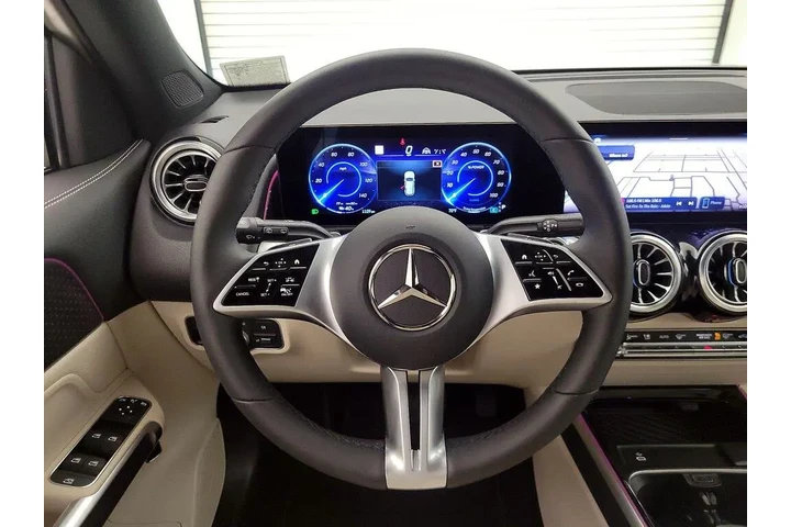 $38998 : Mercedes-Benz EQB 2025 AWD E image 10