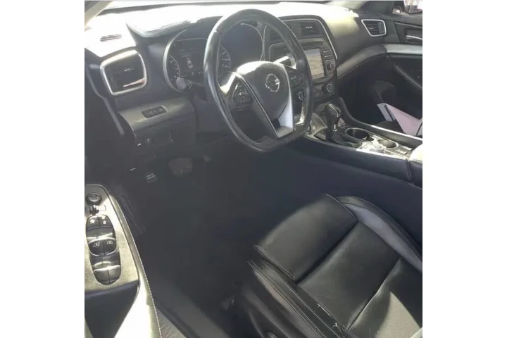 $9000 : 2017 Maxima 3.5 SV image 6