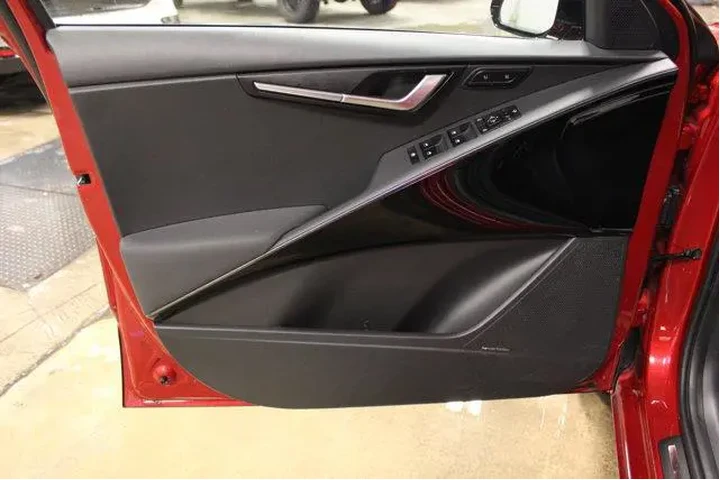 $37995 : Kia Niro 2023 SX Touring 4dr image 8