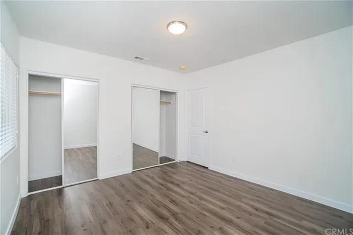 $1500 : Spacious 3-bedroom 2-bathroom image 10