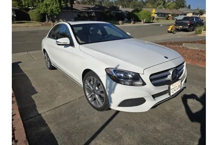 $23988 : Mercedes-Benz C-Class 2018 C image 1