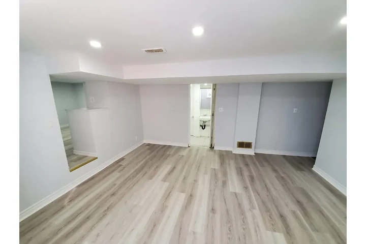 $1100 : casa familiar en Norwalk image 1