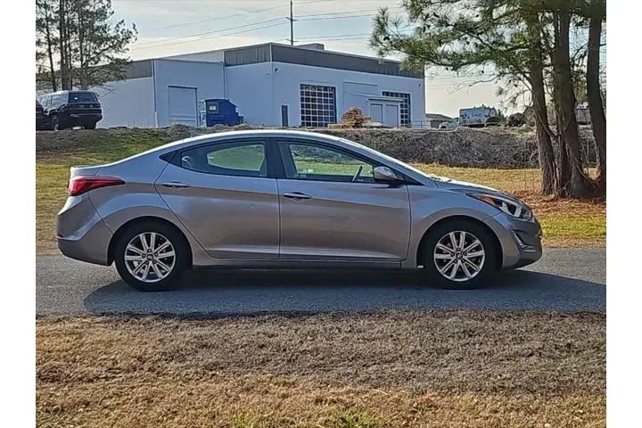 $10495 : Hyundai ELANTRA 2014 SE 4dr image 4