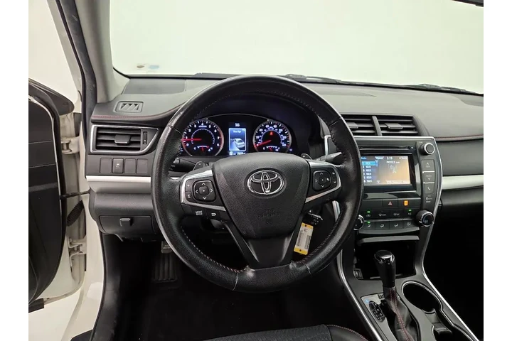 $17998 : Toyota Camry 2015 SE 4dr Sed image 10