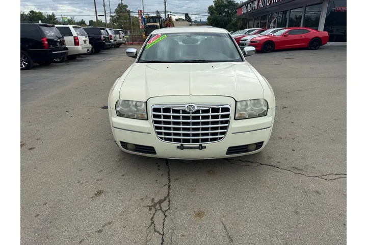 $2980 : 2007 300 4dr Sdn 300 Limited image 7