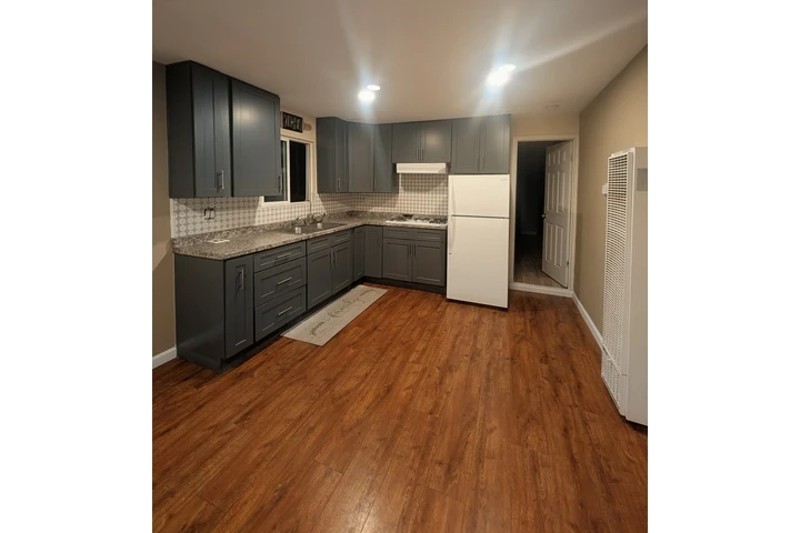 $1750 : Casita en renta image 1
