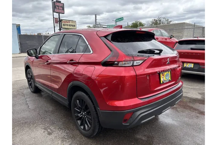$21995 : 2023 Eclipse Cross LE image 6