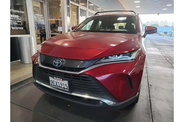 $30250 : Toyota Venza 2023 AWD XLE 4d image 1