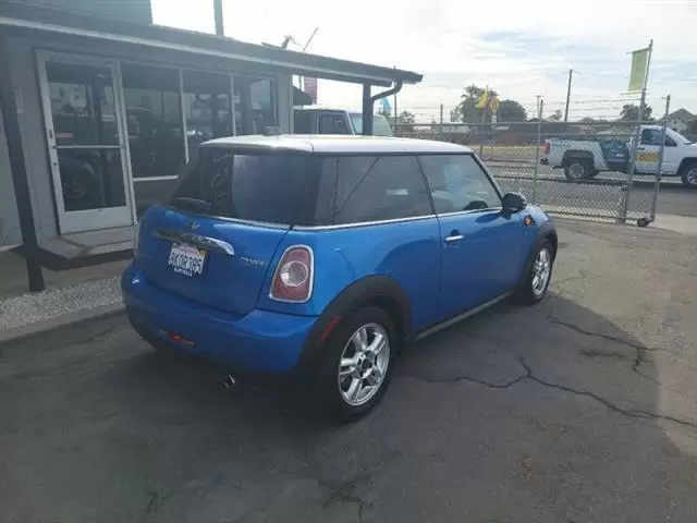 $8495 : 2012 MINI Cooper Hardtop image 4