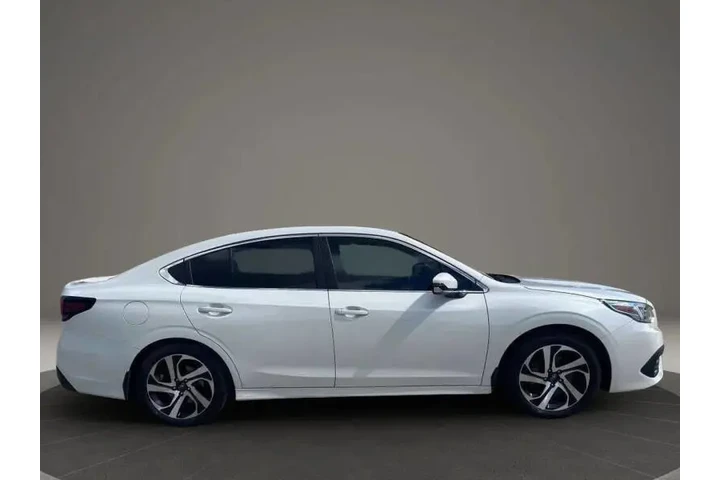 $23900 : 2020 Legacy Limited image 10