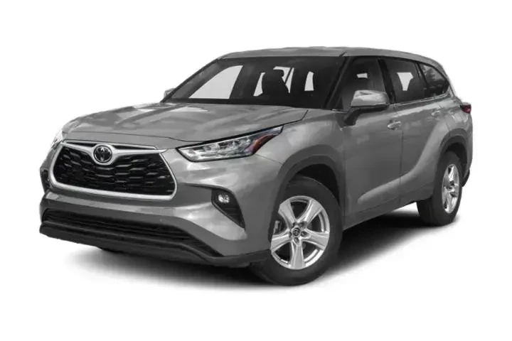$30993 : Toyota Highlander 2022 LE 4d image 4