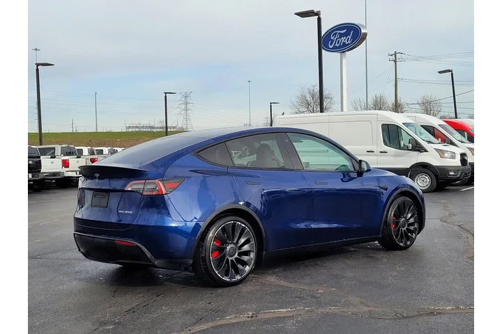$31798 : Tesla Model Y 2022 AWD Perfo image 4