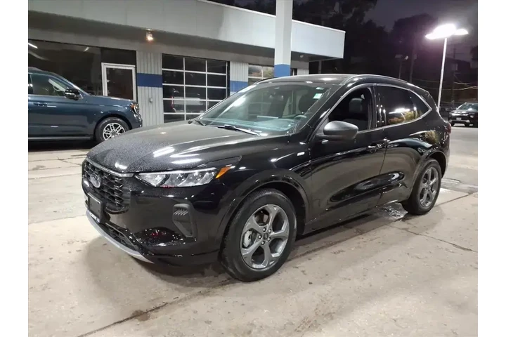 $29930 : Ford Escape 2023 AWD ST-Line image 7