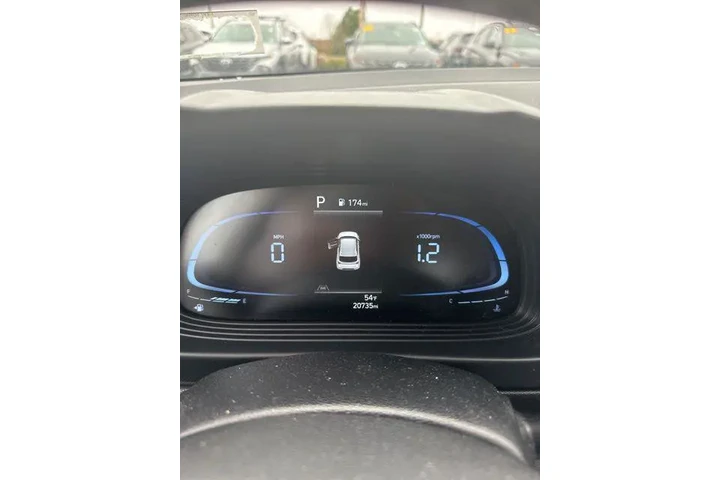 $19990 : Hyundai VENUE 2023 Limited 4 image 2