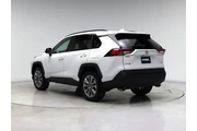 $30998 : Toyota RAV4 2023 XLE Premium thumbnail