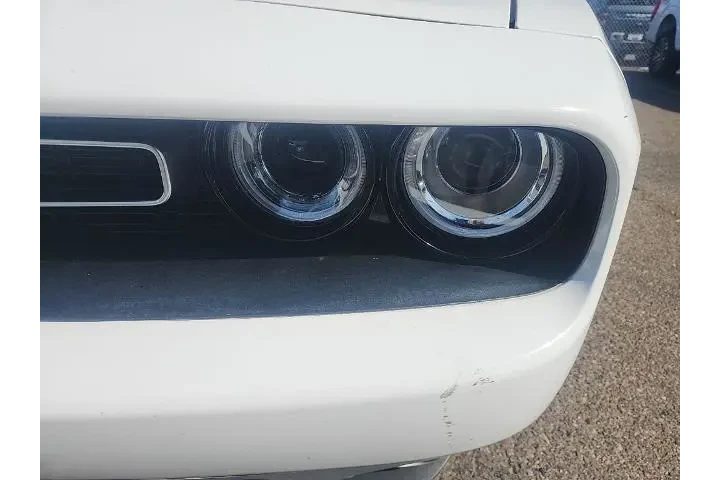 $18491 : Dodge Challenger 2017 SXT 2d image 6